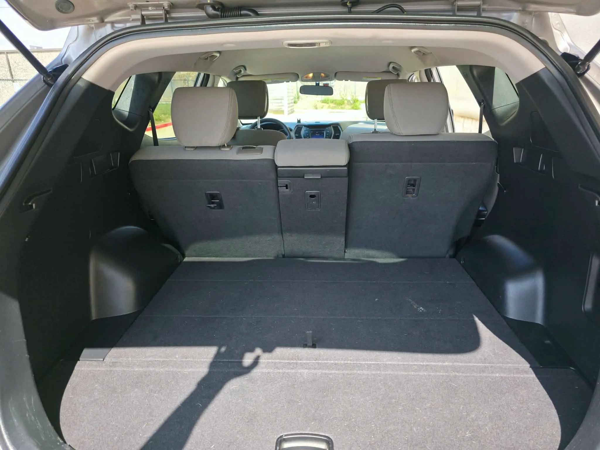 Used 2018 Hyundai Santa Fe Sport FWD image 14