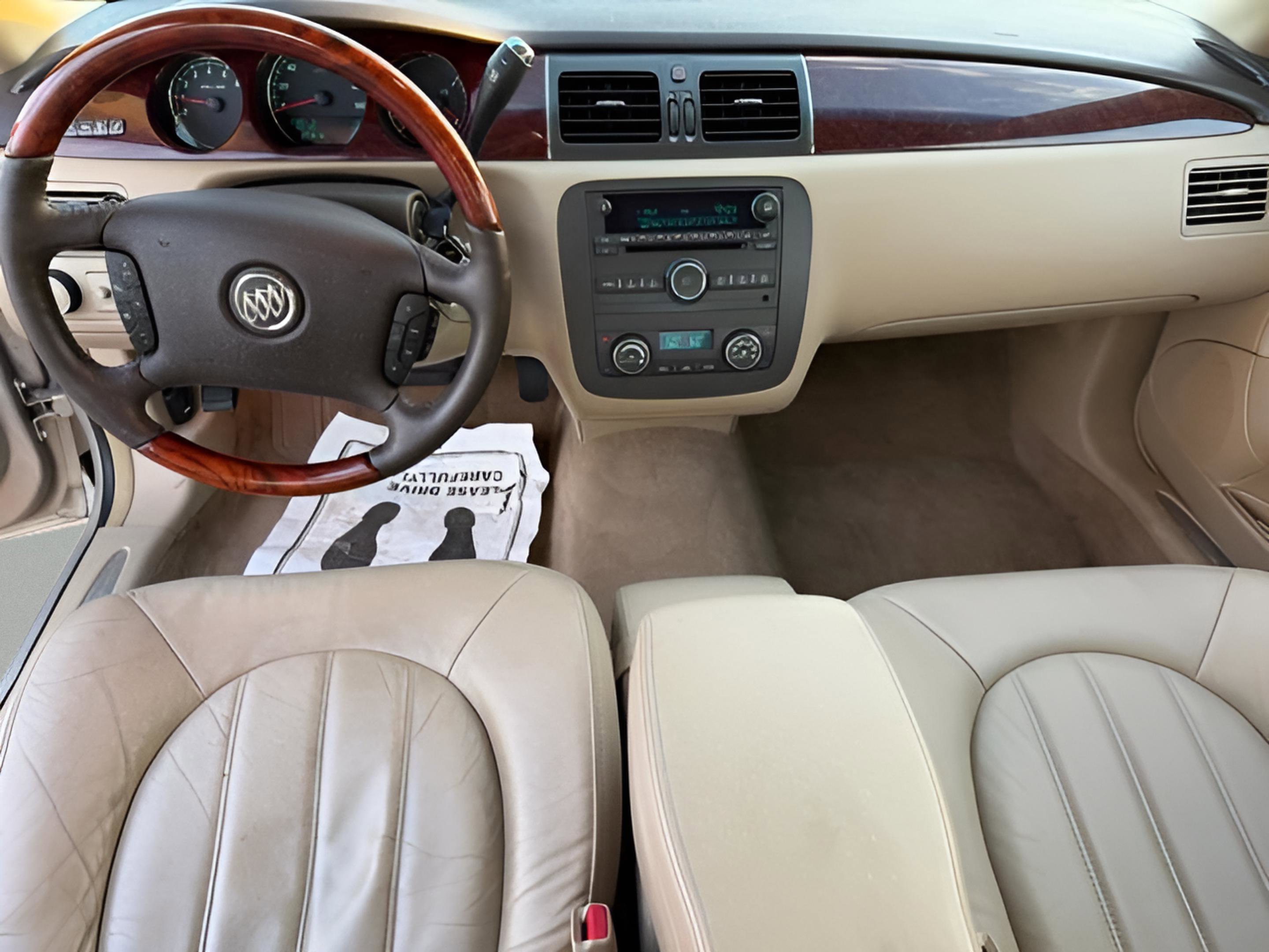 Used 2008 Buick Lucerne CXL w/ Driver Confidence Package FWD image 10
