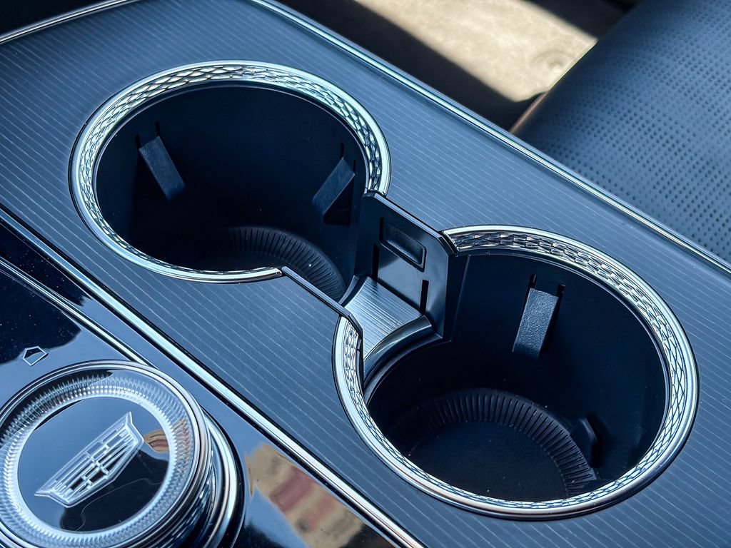 Certified 2024 Cadillac Lyriq Luxury RWD image 28
