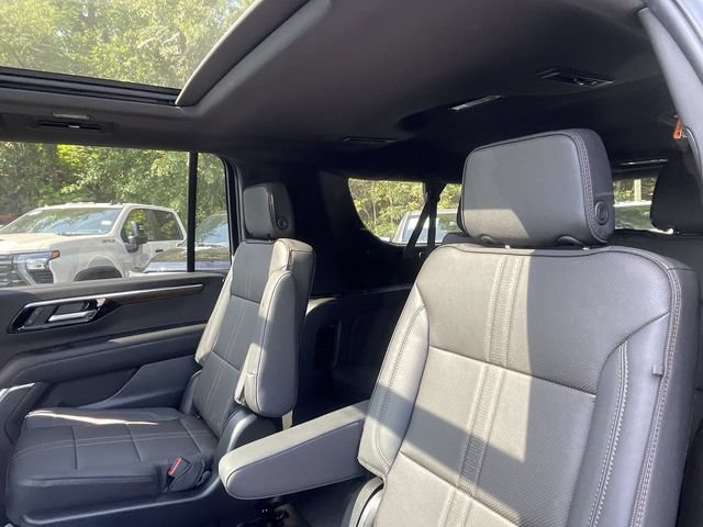 New 2026 Chevrolet Suburban High Country w/ Sun And Tow Package AWD/4WD image 23