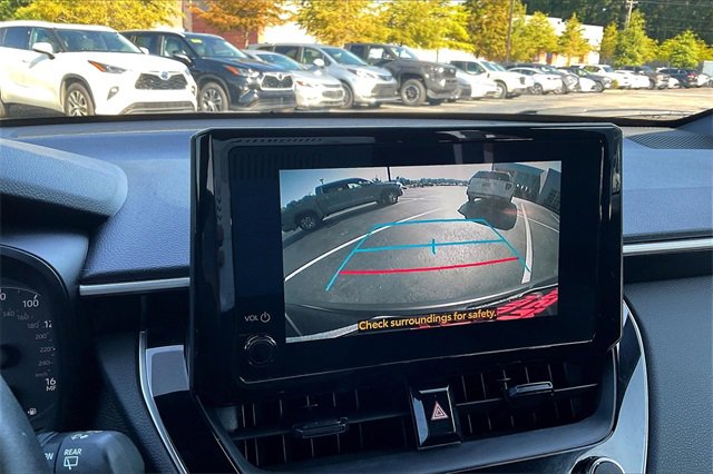 Used 2024 Toyota Corolla Cross AWD Hybrid w/ Moonroof Package image 21