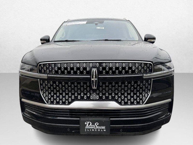 New 2025 Lincoln Navigator L Reserve image 2