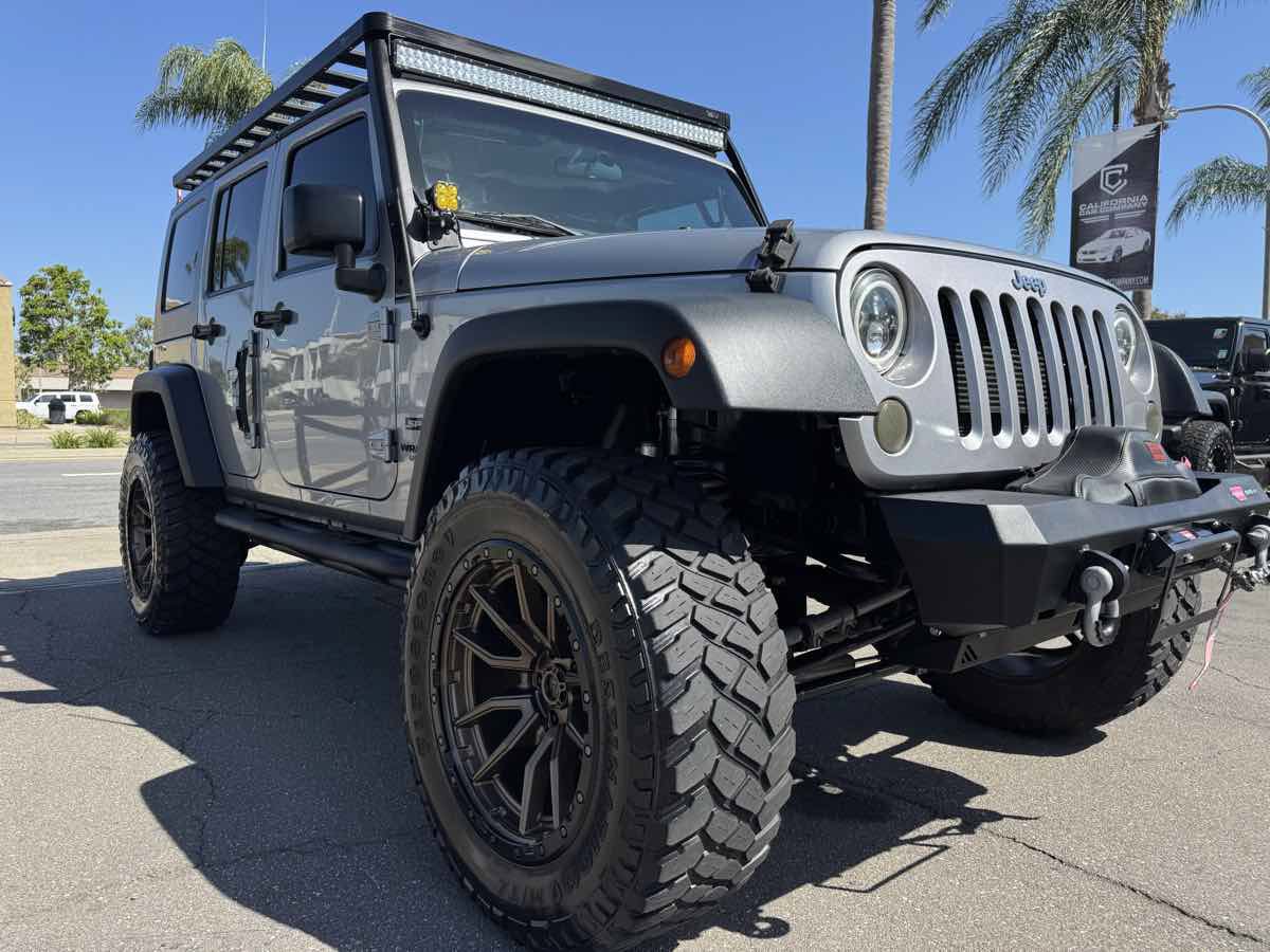 Used 2015 Jeep Wrangler Unlimited Sport AWD/4WD image 10