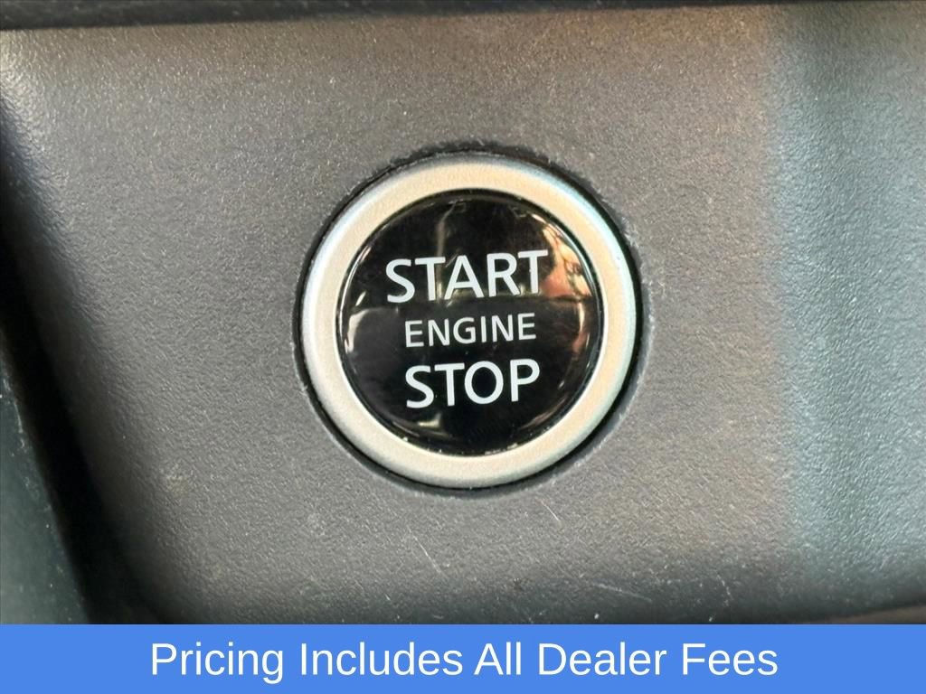 Used 2023 Nissan Rogue SV AWD/4WD image 15