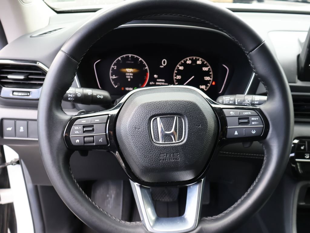 Certified 2023 Honda Pilot Touring image 31