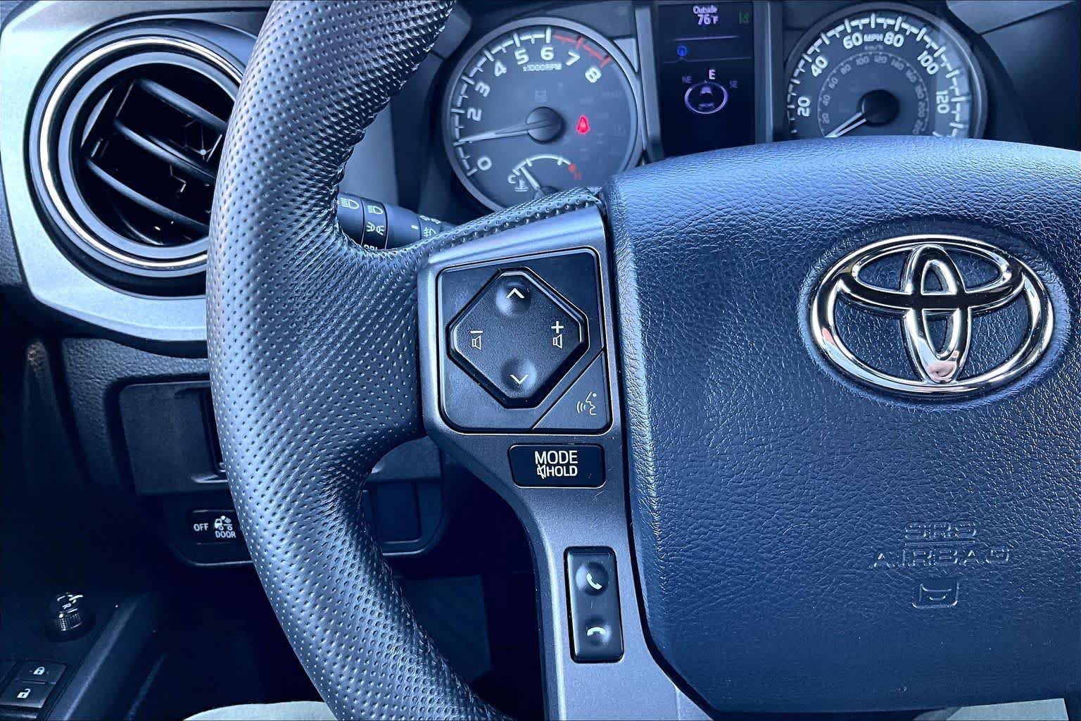 Used 2019 Toyota Tacoma TRD Sport w/ Technology Package RWD image 22