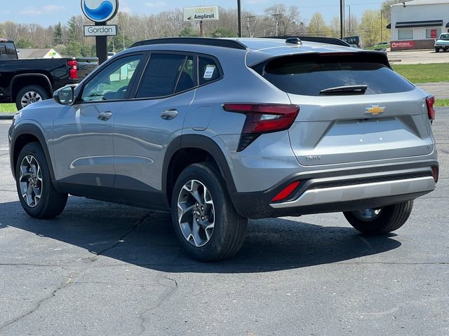 New 2026 Chevrolet Trax LT FWD image 6
