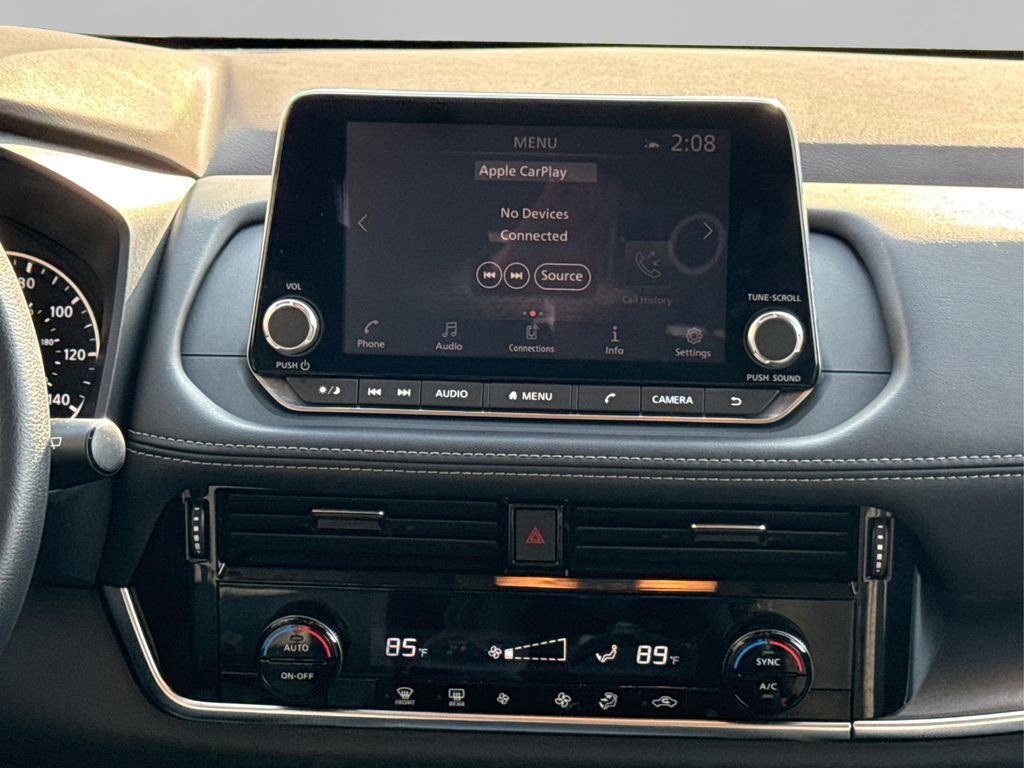 Used 2021 Nissan Rogue SV image 19