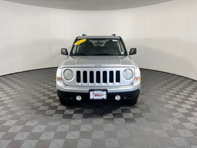 Used 2011 Jeep Patriot Latitude AWD/4WD image 2