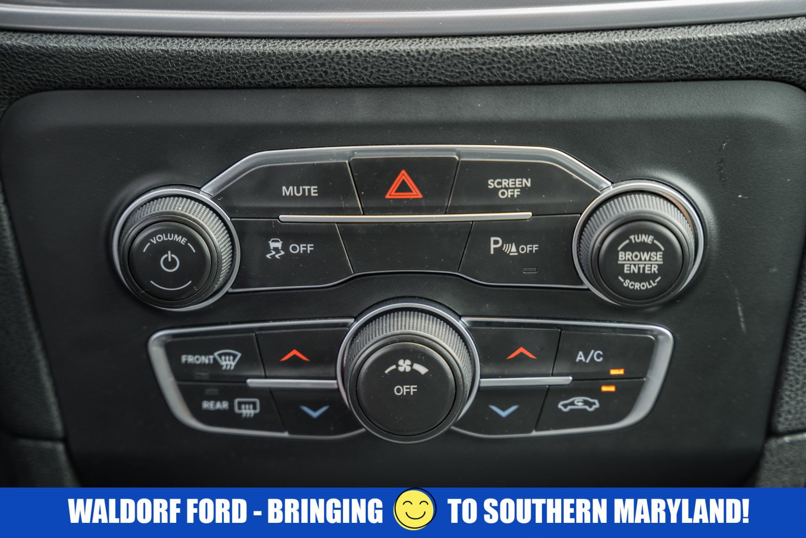 Used 2023 Dodge Charger SXT image 20