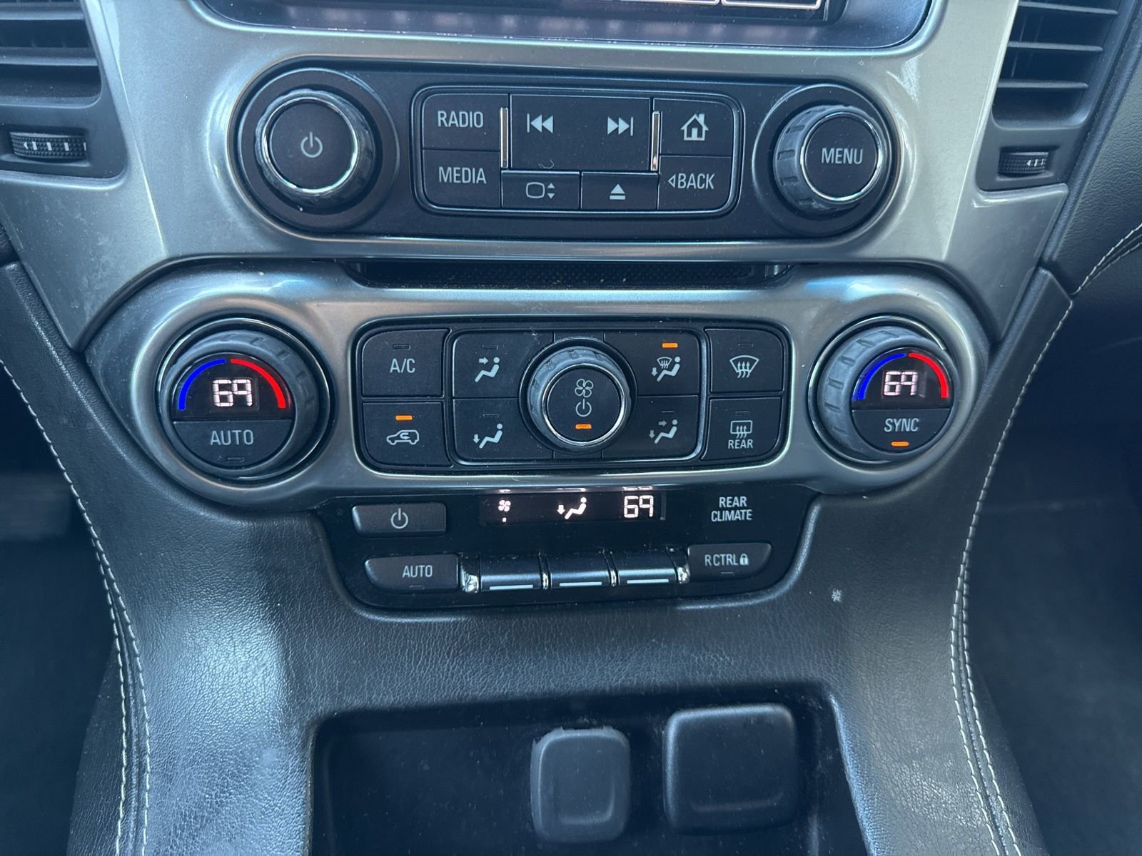 Used 2019 Chevrolet Tahoe LS image 26