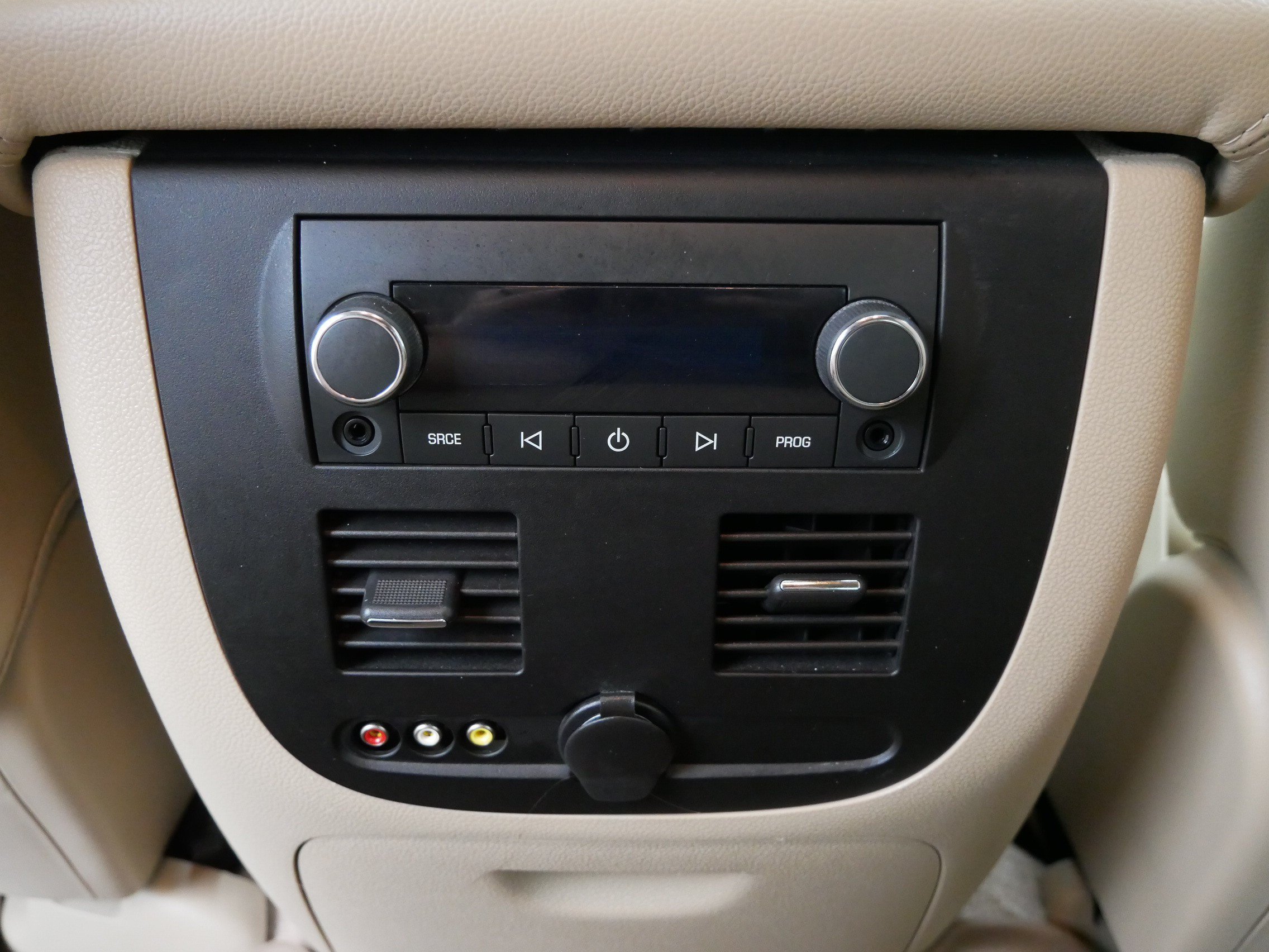 Used 2008 Chevrolet Avalanche LTZ w/ LTZ Preferred Equipment Group AWD/4WD image 12