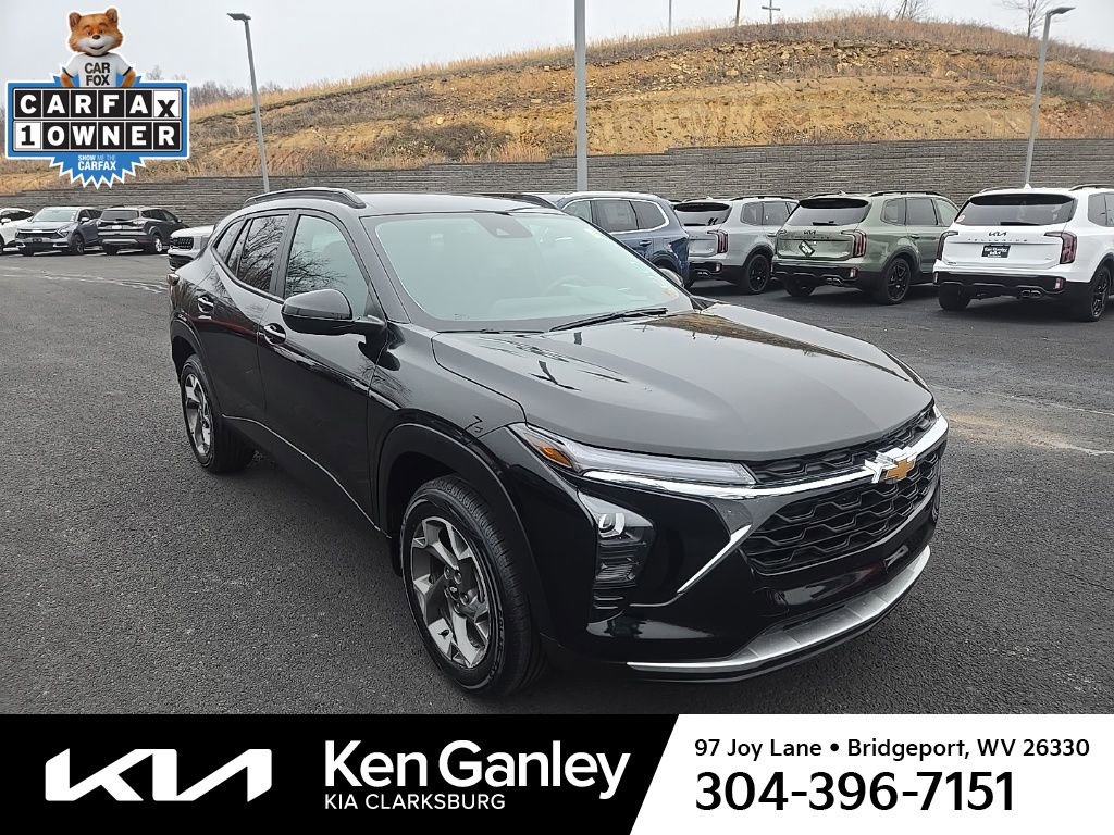 Used 2024 Chevrolet Trax LT image 9