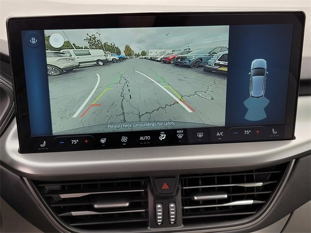 New 2025 Ford Escape SE image 25