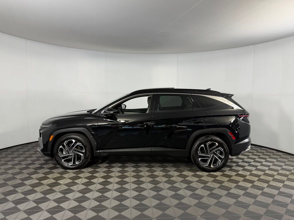 Used 2025 Hyundai Tucson Limited image 9