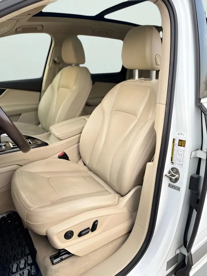 Used 2017 Audi Q7 3.0T Premium Plus w/ Premium Plus Package image 13