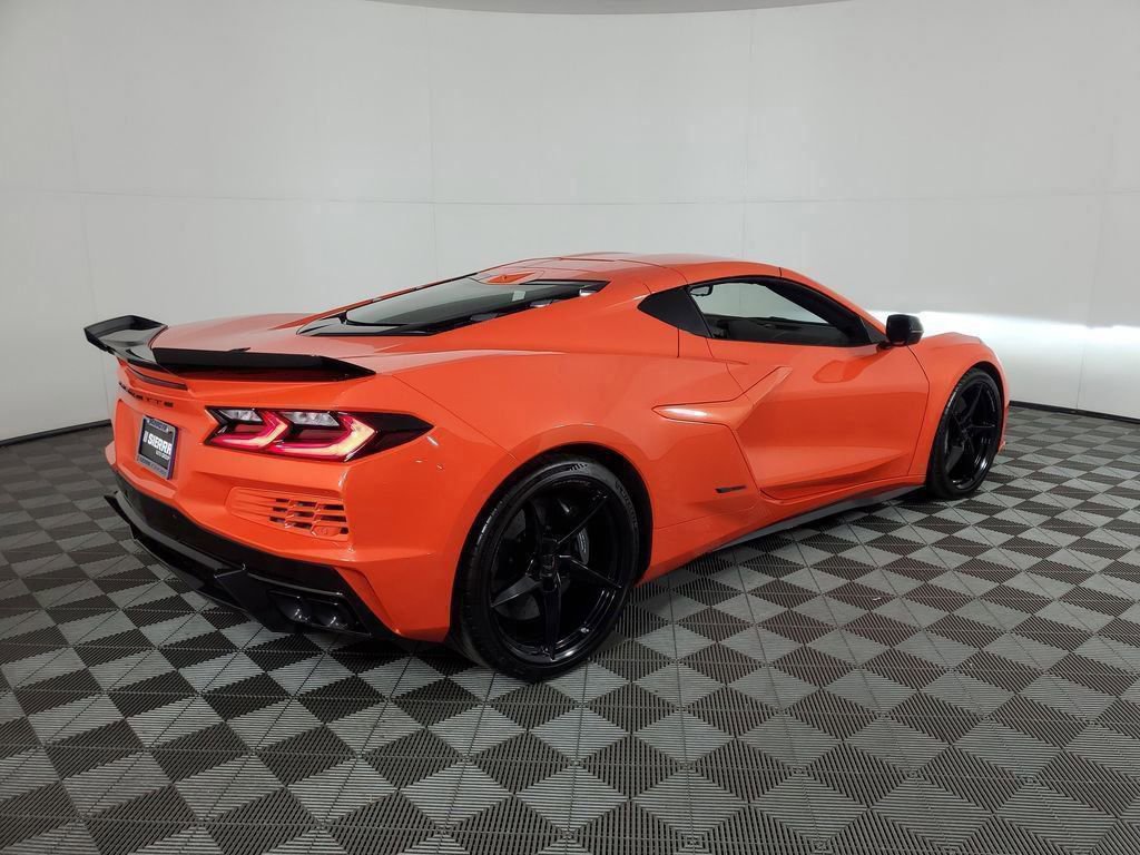 New 2025 Chevrolet Corvette E-Ray image 4