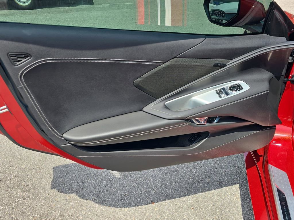 Used 2021 Chevrolet Corvette Stingray Coupe w/ Z51 Performance Package RWD image 12