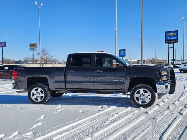 Used 2015 Chevrolet Silverado 2500 LT w/ LT Convenience Package image 4