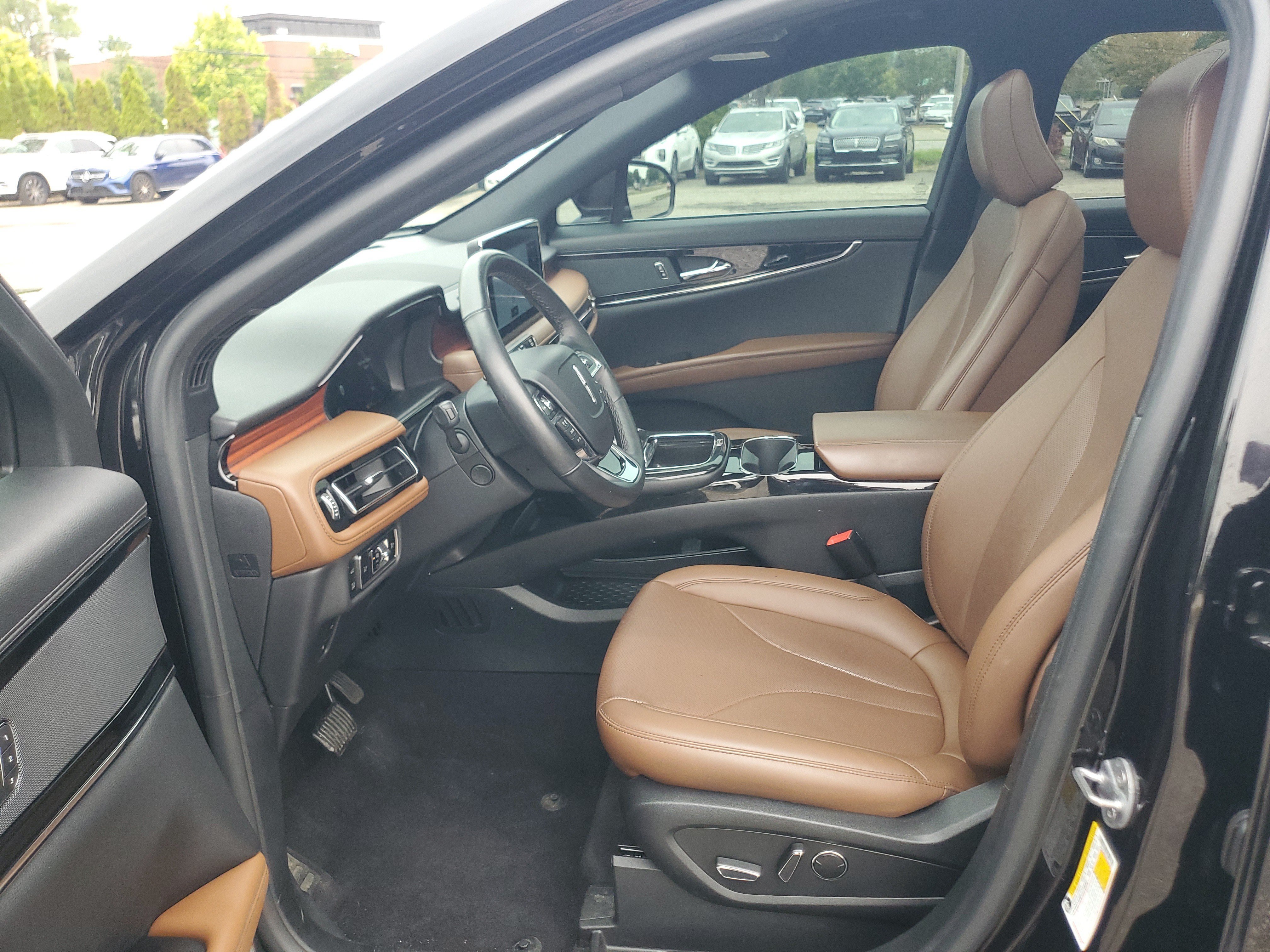 Certified 2023 Lincoln Nautilus Reserve AWD/4WD image 12