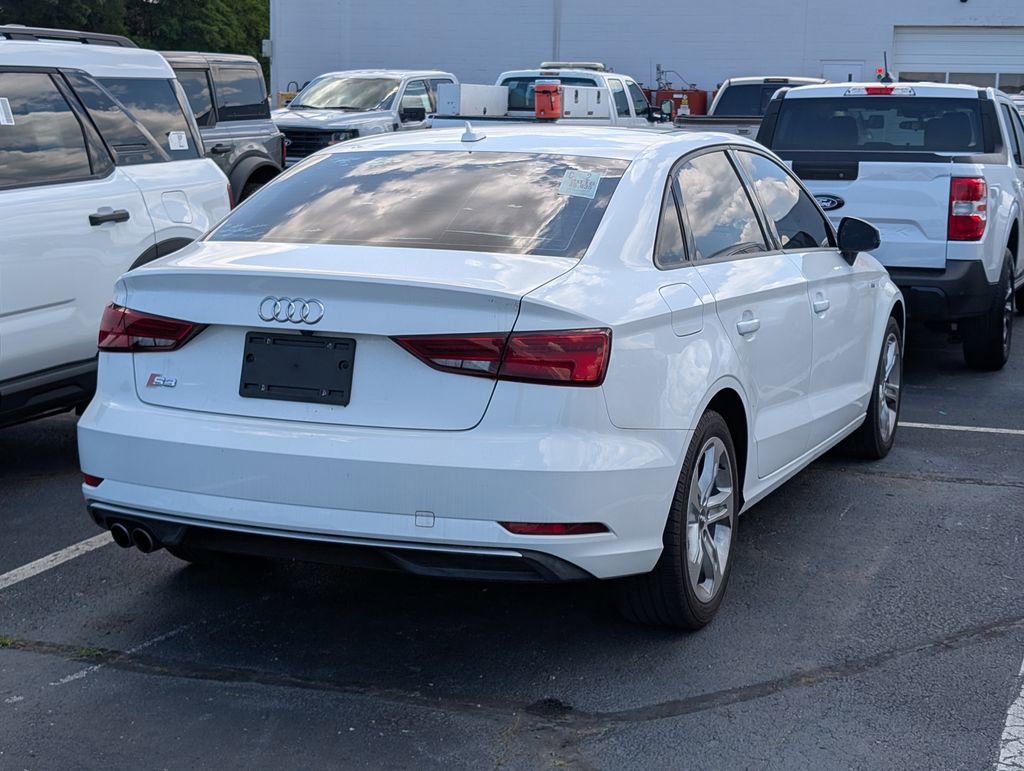 Used 2018 Audi A3 2.0T Premium FWD image 3