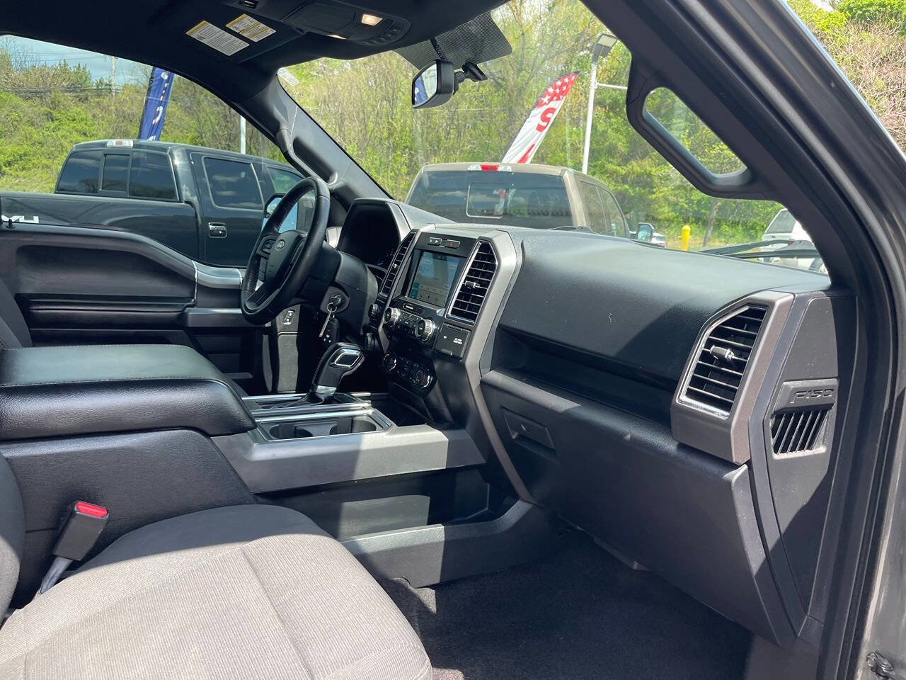 Used 2016 Ford F150 XLT w/ Equipment Group 302A Luxury image 35