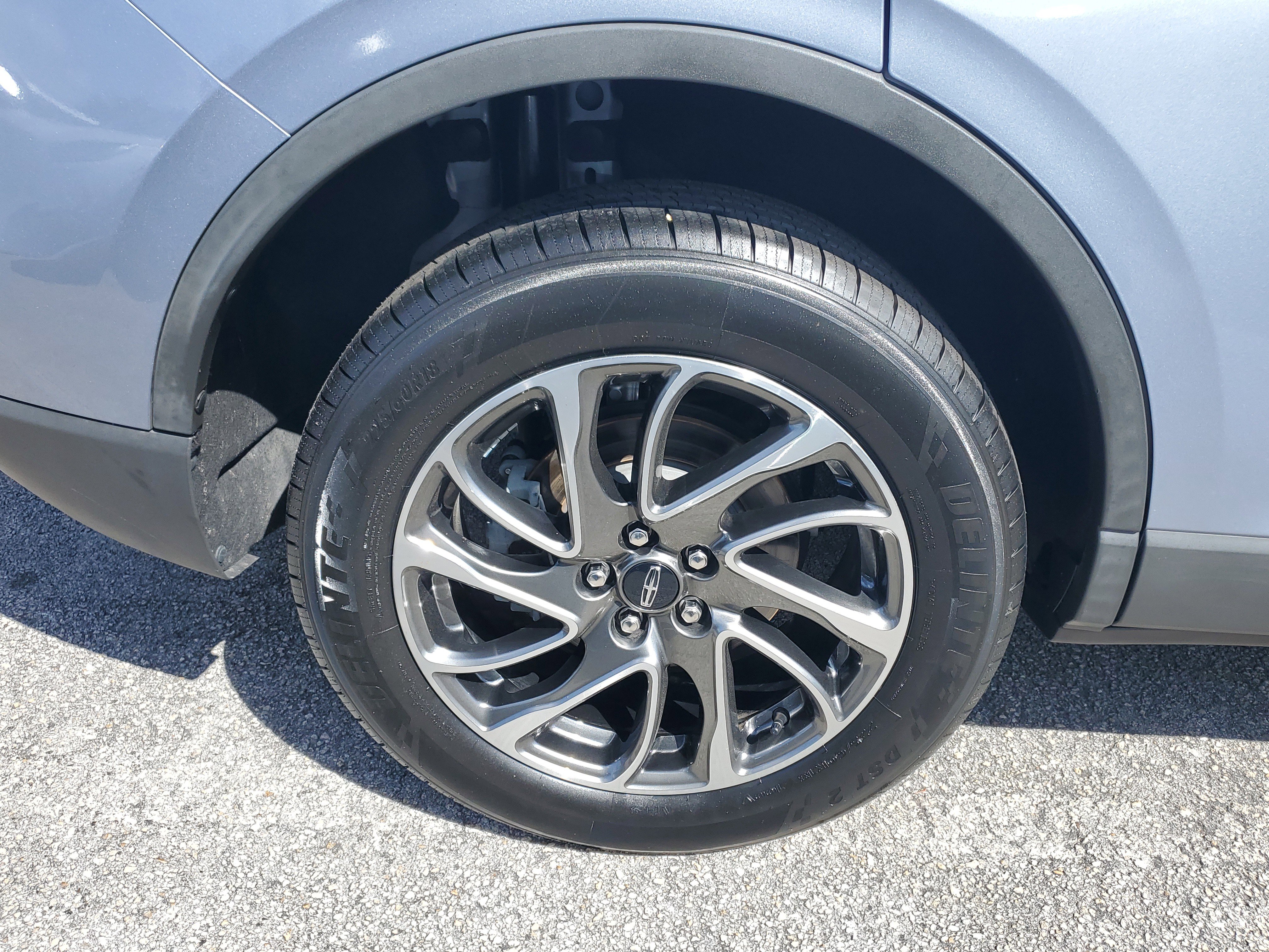 Used 2022 Lincoln Corsair FWD image 7