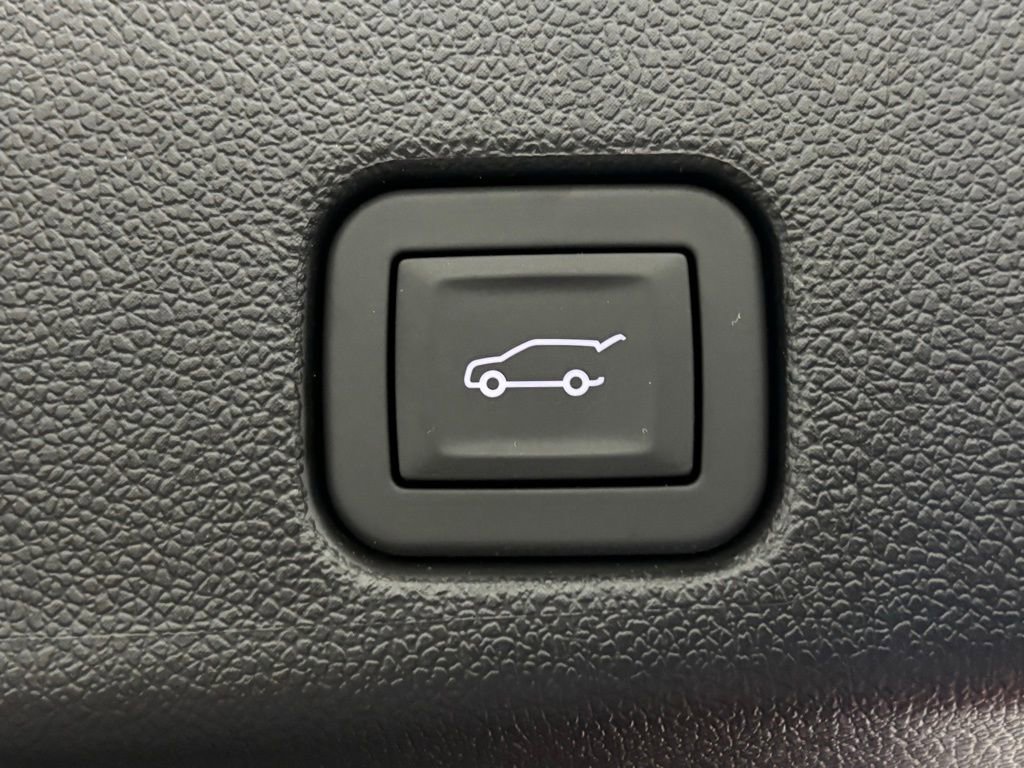 New 2026 GMC Acadia Elevation w/ Elevation Premium Package AWD/4WD image 13