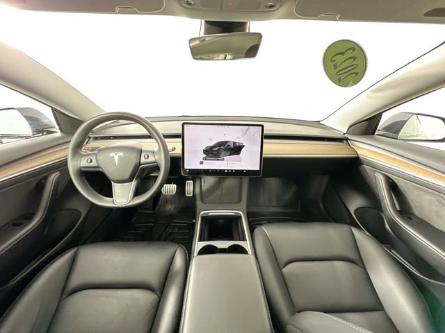 Used 2023 Tesla Model 3 Performance image 3