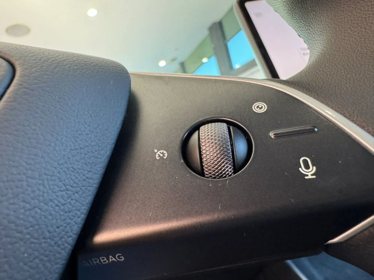 Used 2026 Tesla Model Y AWD image 15