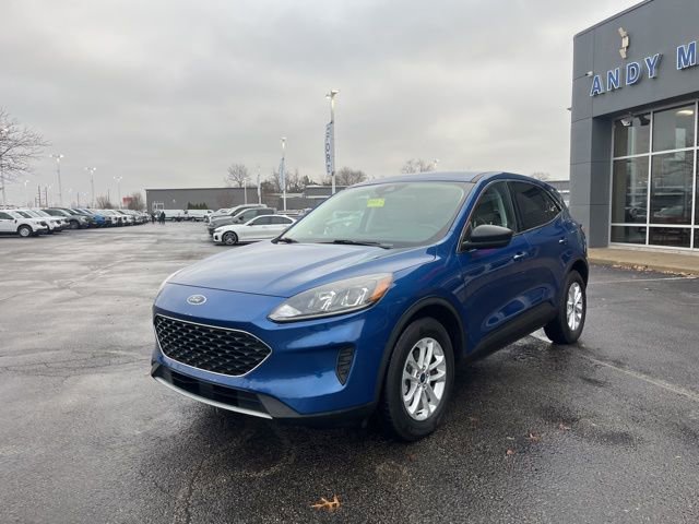 Used 2022 Ford Escape SE w/ Convenience Package image 2