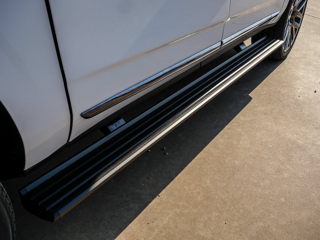 New 2027 GMC Yukon XL Denali Ultimate AWD/4WD image 12