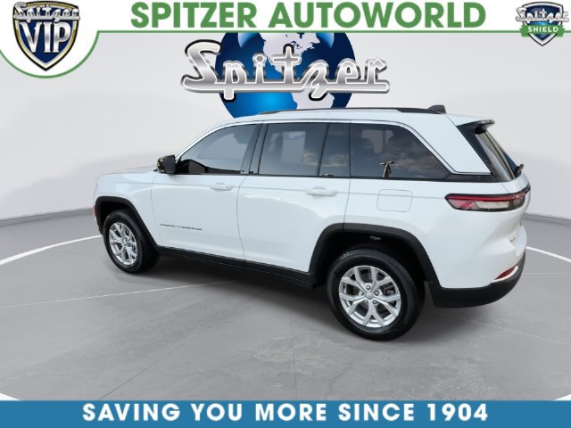 Used 2023 Jeep Grand Cherokee Limited AWD/4WD image 7