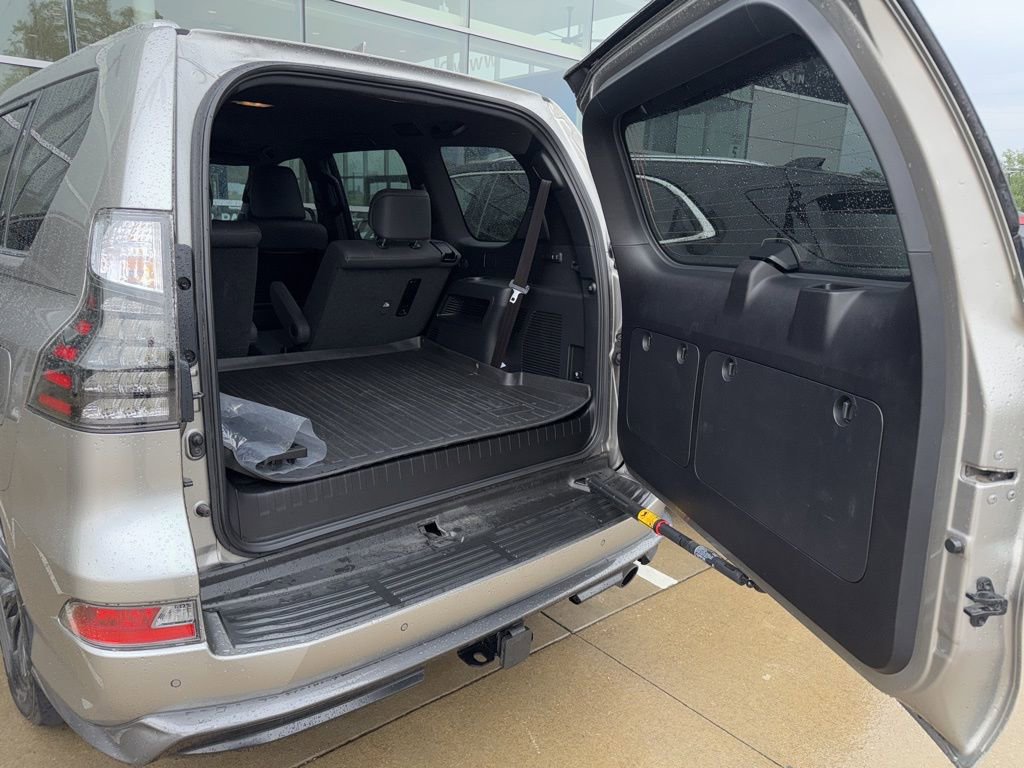 Used 2023 Lexus GX 460 Premium AWD/4WD image 8