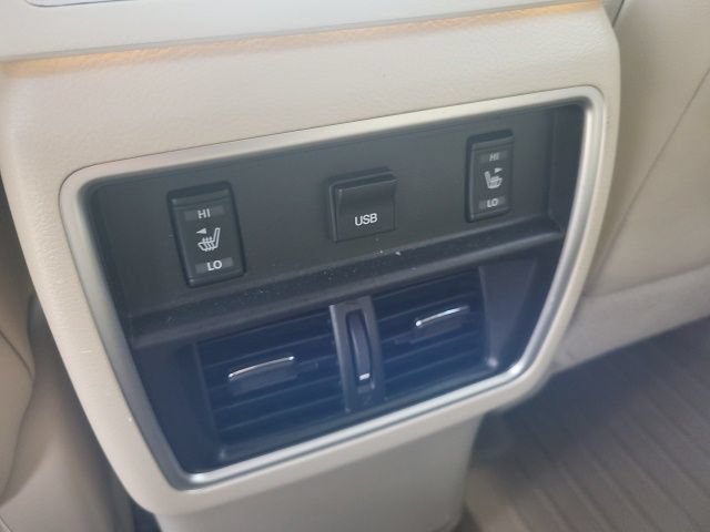 Used 2018 Nissan Murano Platinum w/ Cargo Package FWD image 27