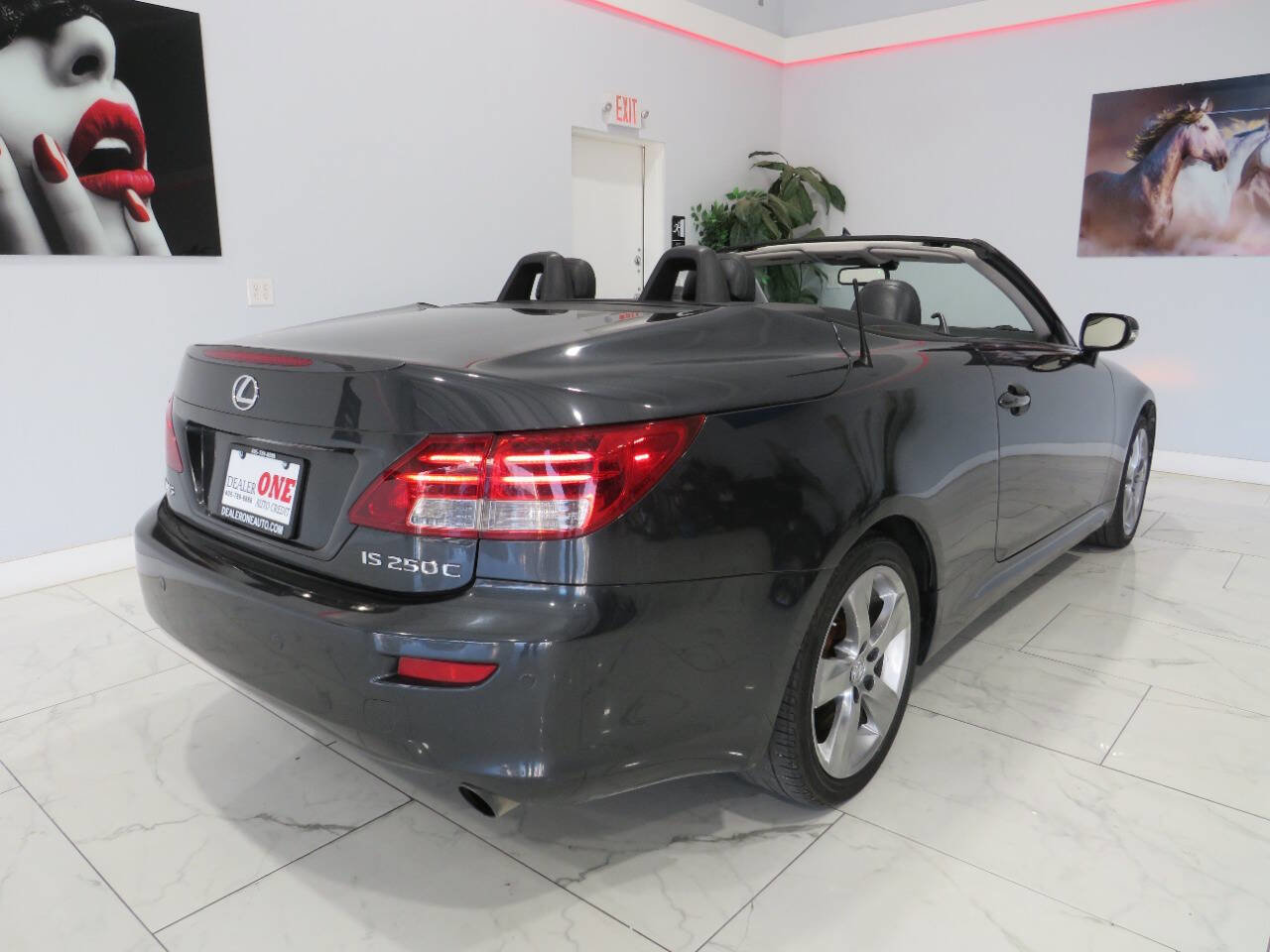 Used 2010 Lexus IS 250C image 6
