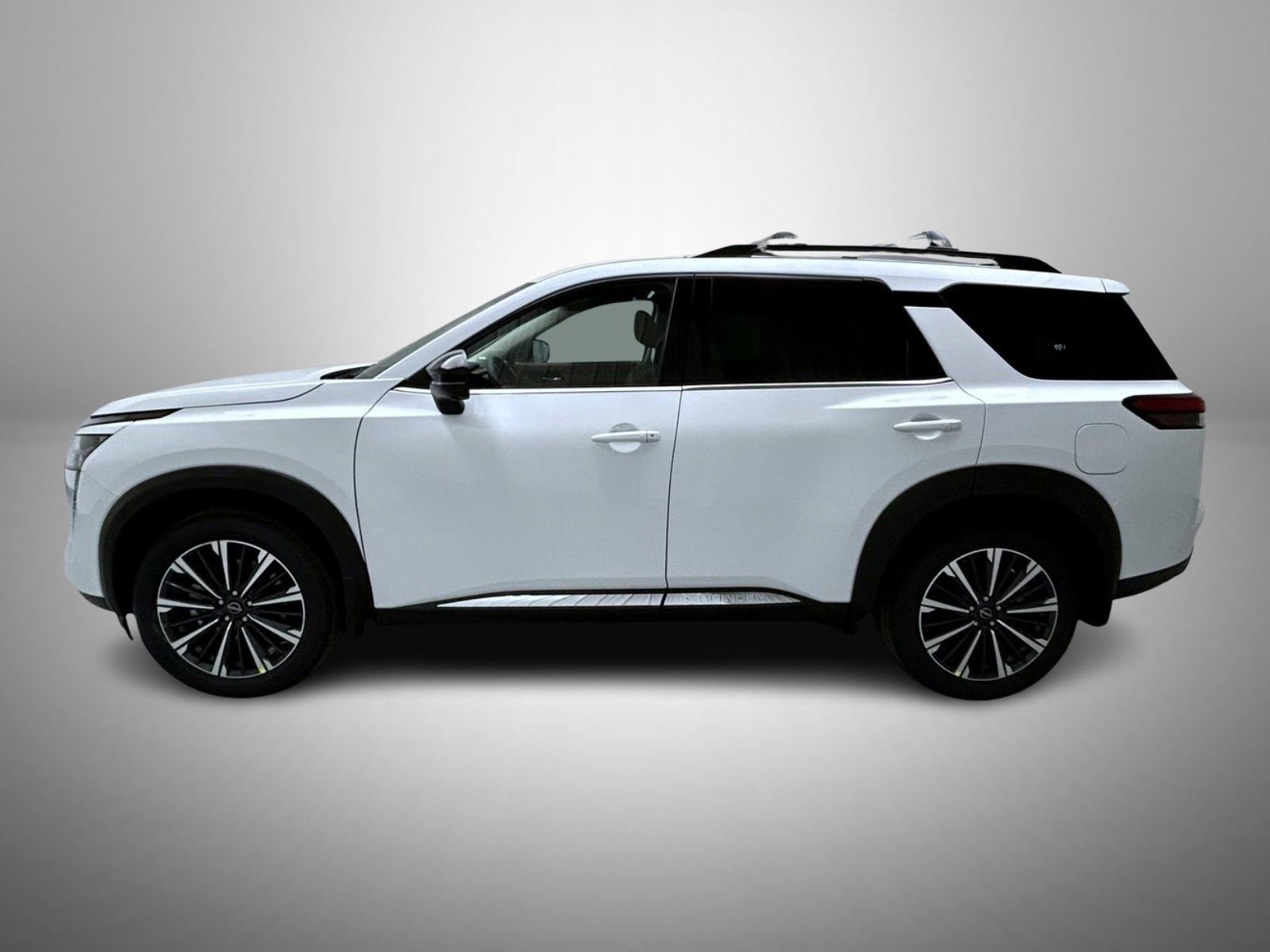 New 2026 Nissan Pathfinder Platinum image 8