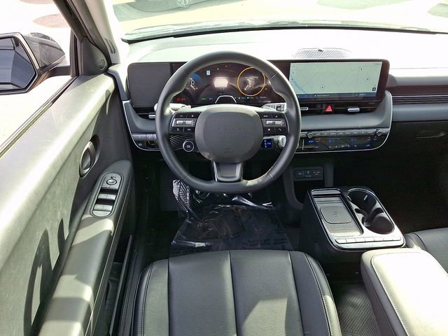 Used 2025 Hyundai Ioniq 5 SEL image 14