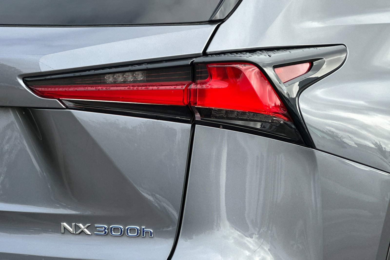 Used 2020 Lexus NX 300h NX 300h w/ Premium Package image 27