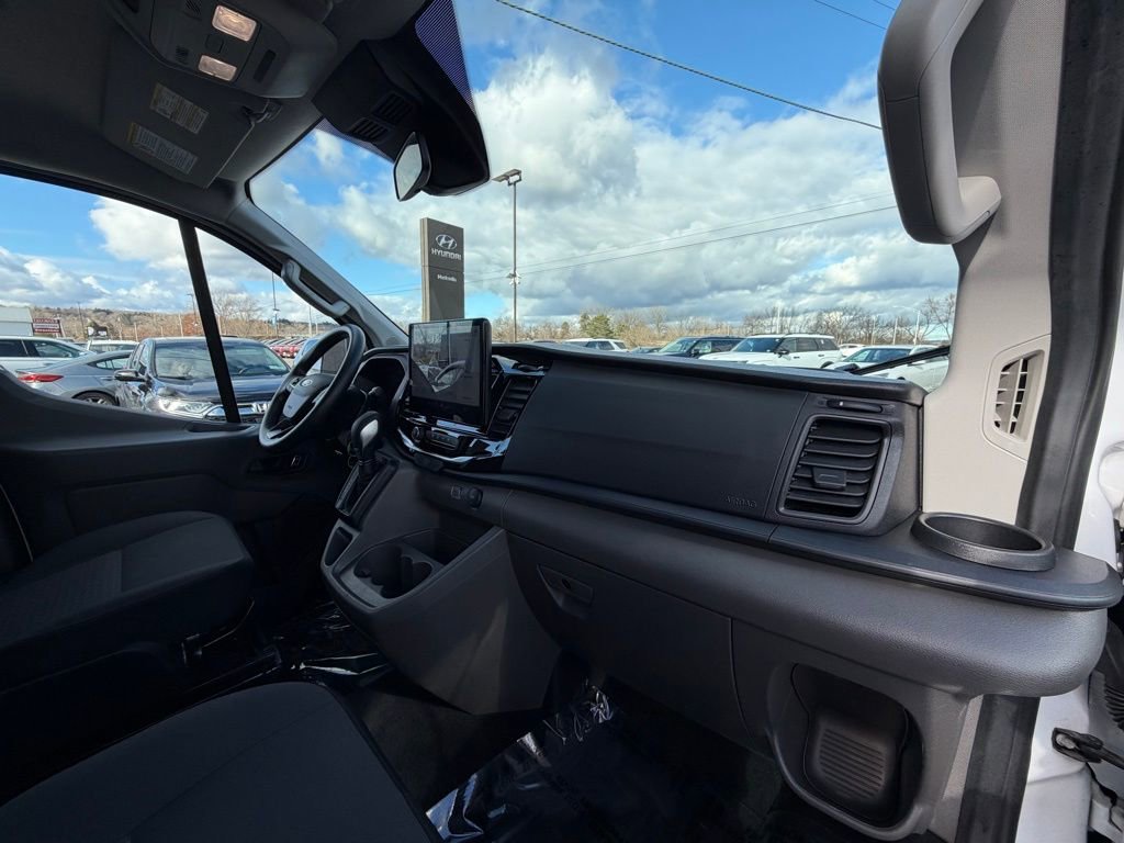 Used 2023 Ford Transit 350 XLT image 12