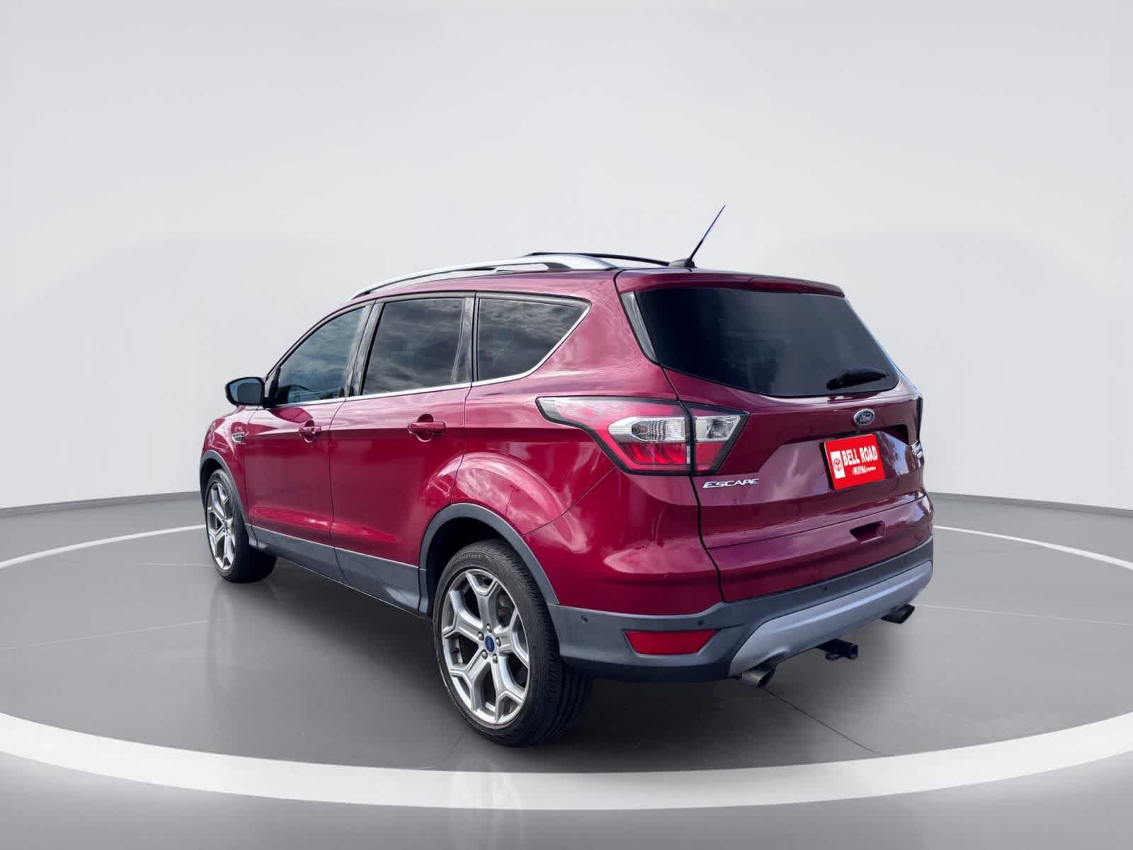 Used 2017 Ford Escape Titanium w/ Equipment Group 301A FWD image 4