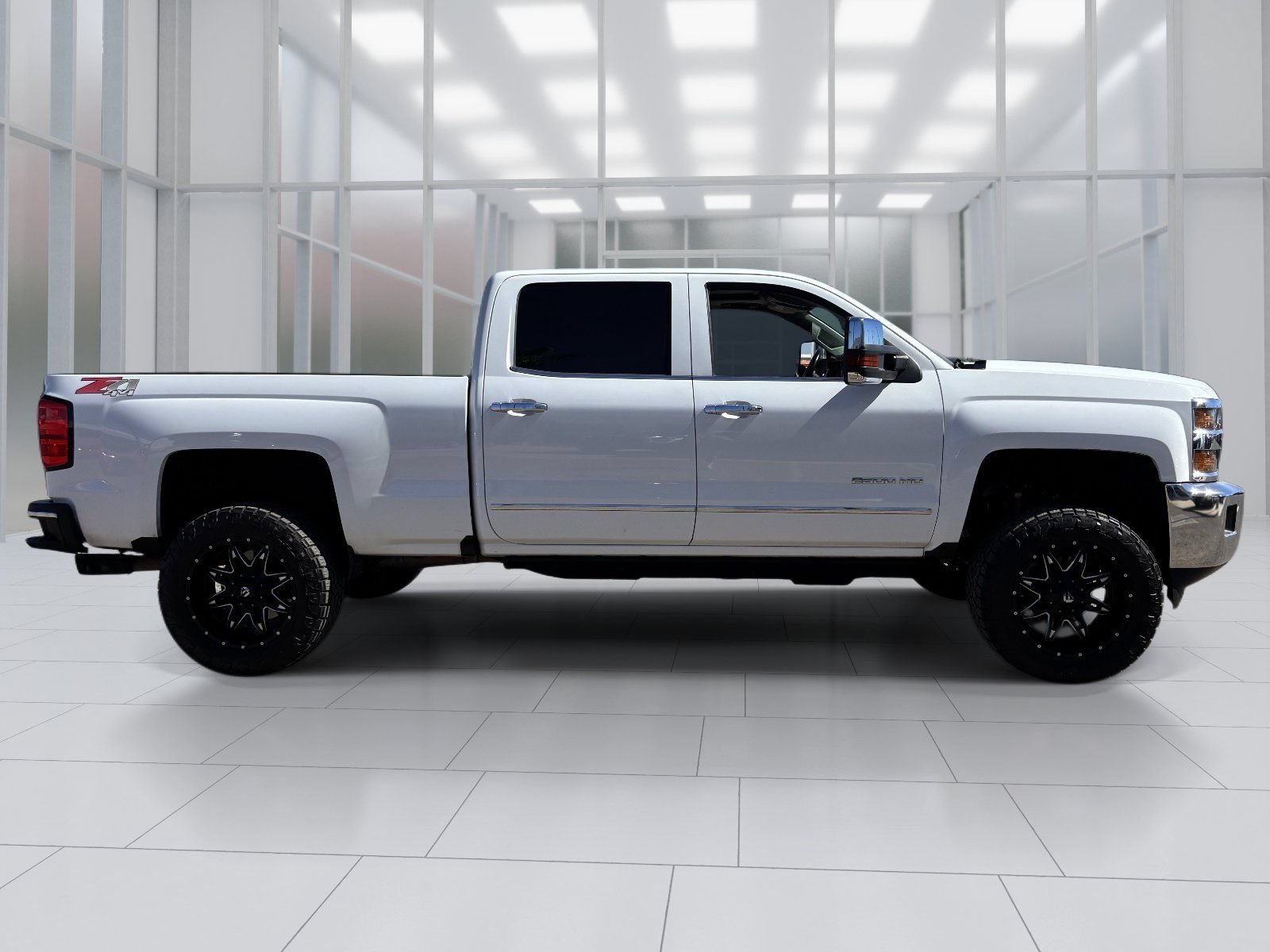 Used 2017 Chevrolet Silverado 2500 LTZ w/ Z71 Package, Off-Road AWD/4WD image 7