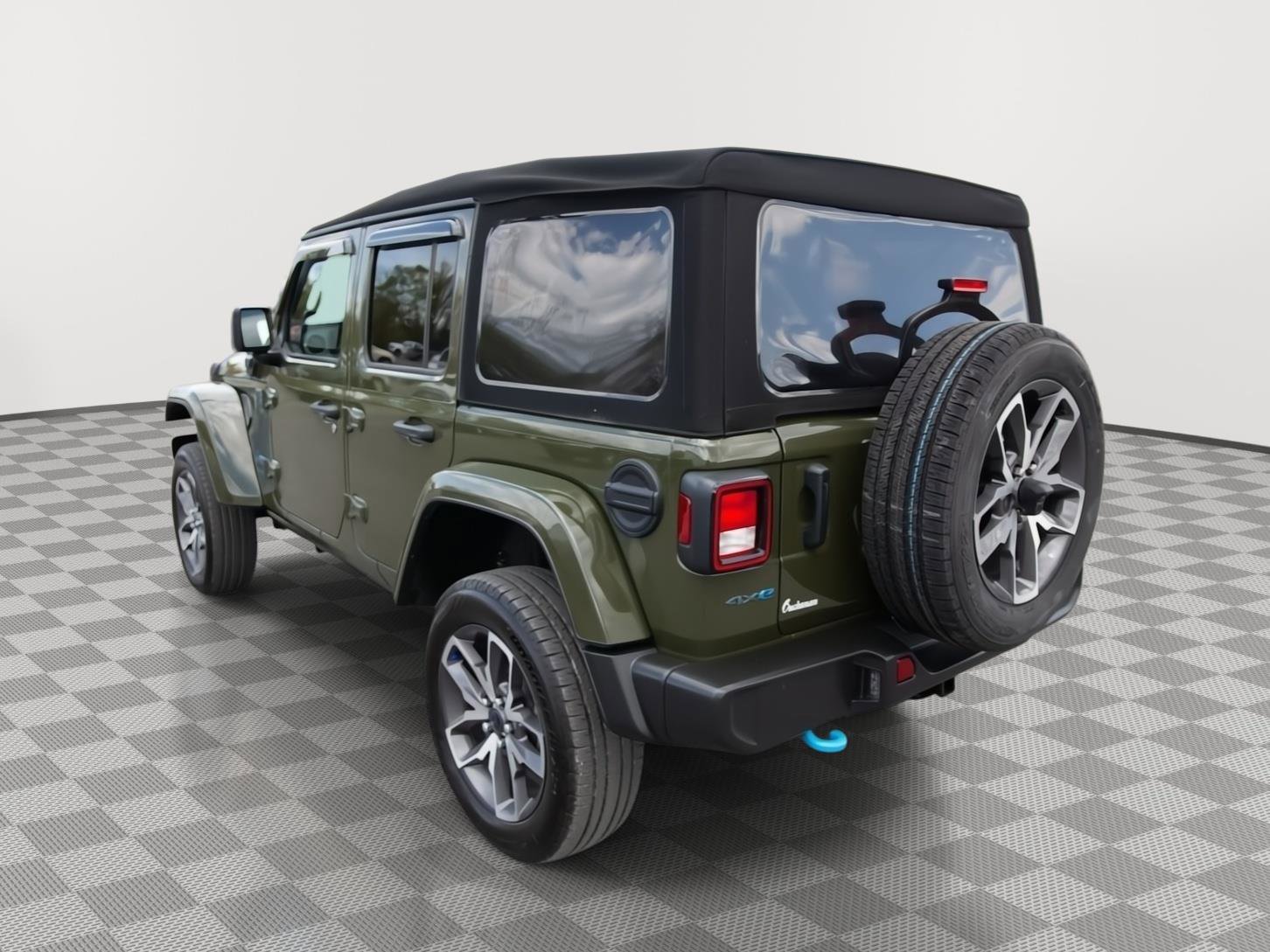 Used 2024 Jeep Wrangler Sport S w/ Convenience Group image 7