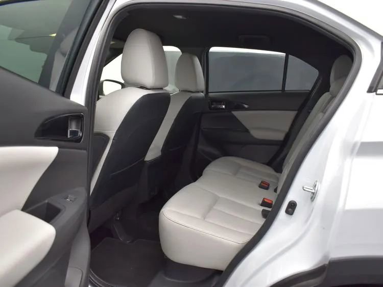 Used 2025 Mitsubishi Eclipse Cross SEL image 15