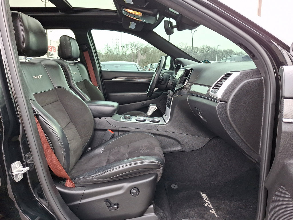 Used 2020 Jeep Grand Cherokee SRT w/ Trailer Tow Group IV image 13