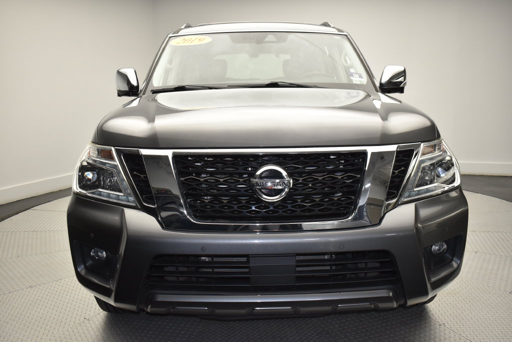 Used 2019 Nissan Armada Platinum w/ Captain's Chairs Package AWD/4WD image 2