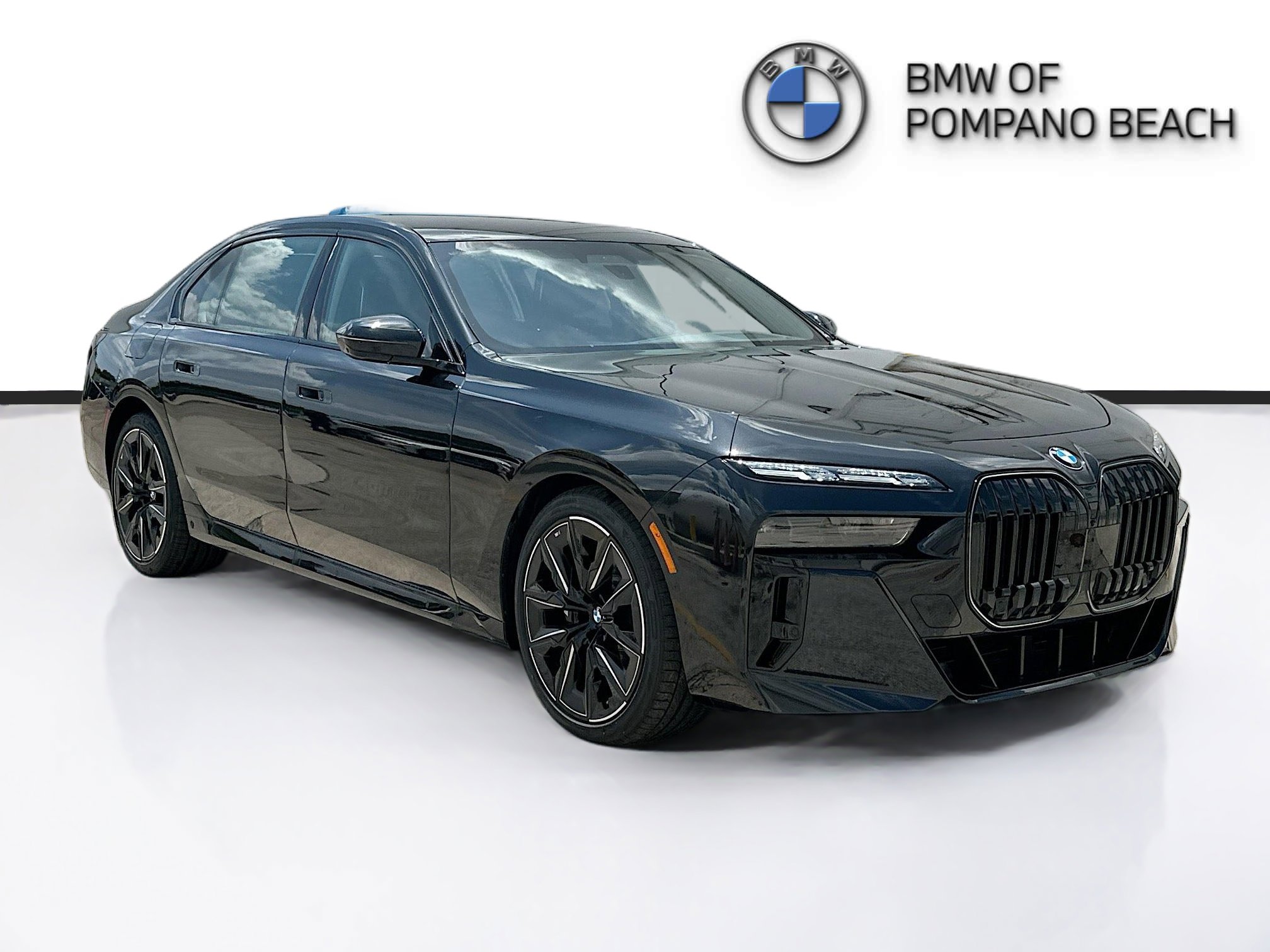 New 2026 BMW 760i xDrive w/ Executive Package