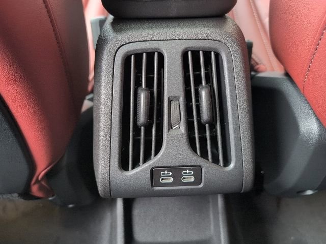 New 2026 BMW X1 xDrive28i w/ Technology Package AWD/4WD image 30