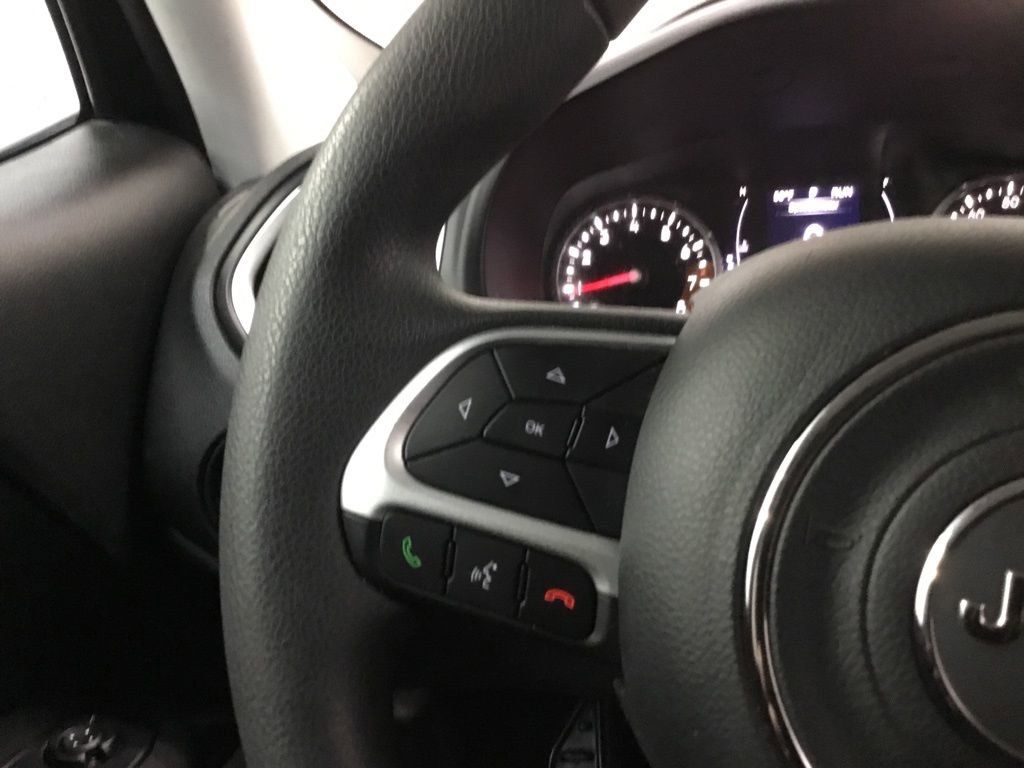 Used 2020 Jeep Renegade Sport w/ Sport Appearance Group image 29