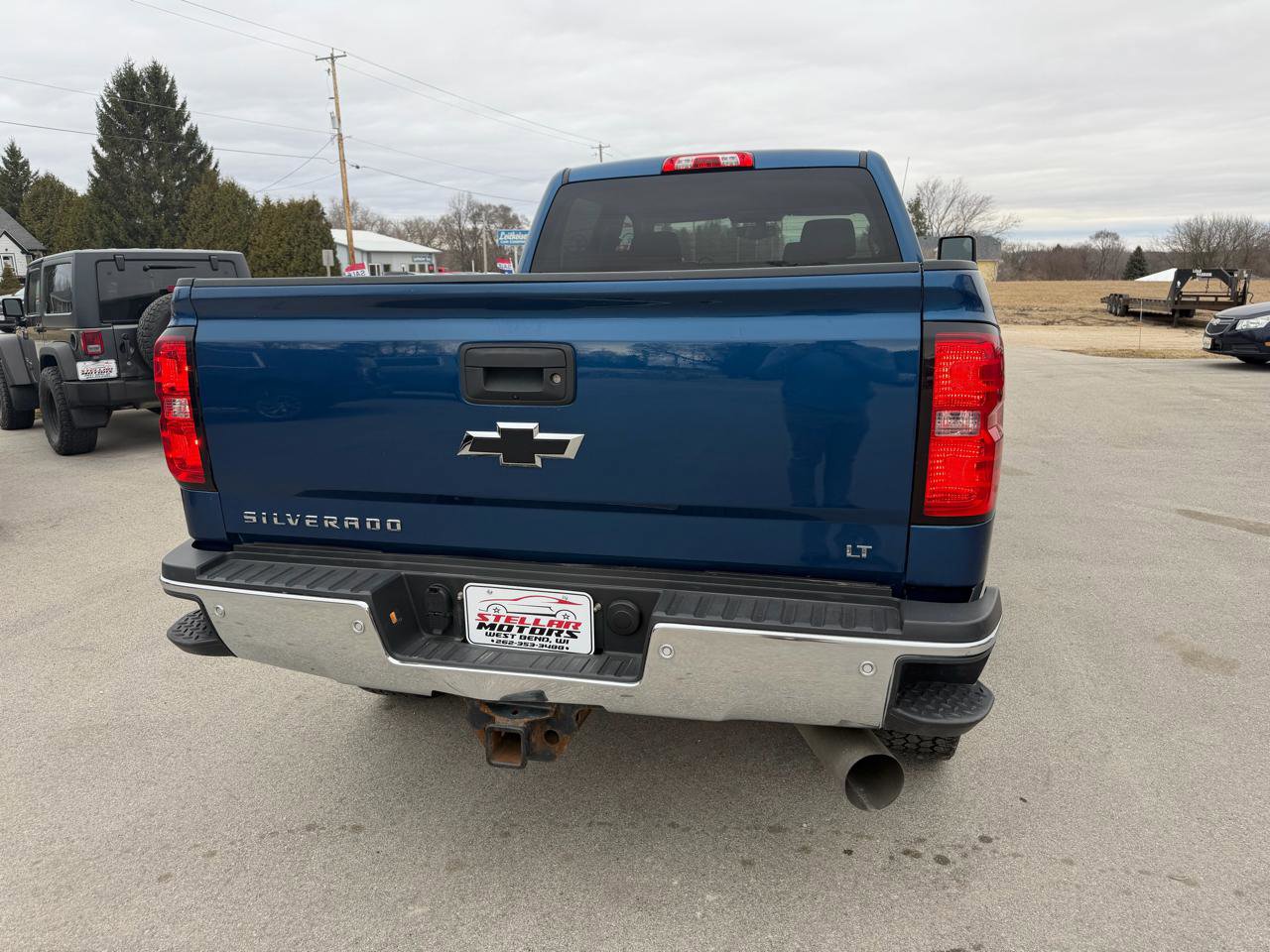 Used 2017 Chevrolet Silverado 2500 LT w/ LT Convenience Package image 8